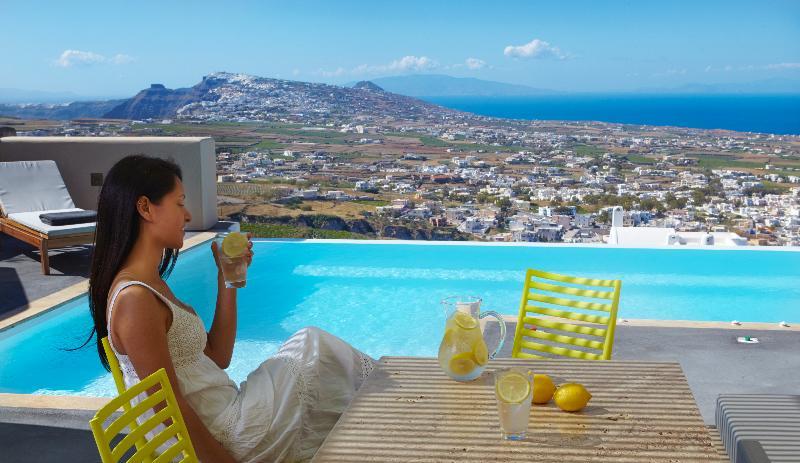 North Santorini A Luxury Spa Hotel Pýrgos Exteriör bild